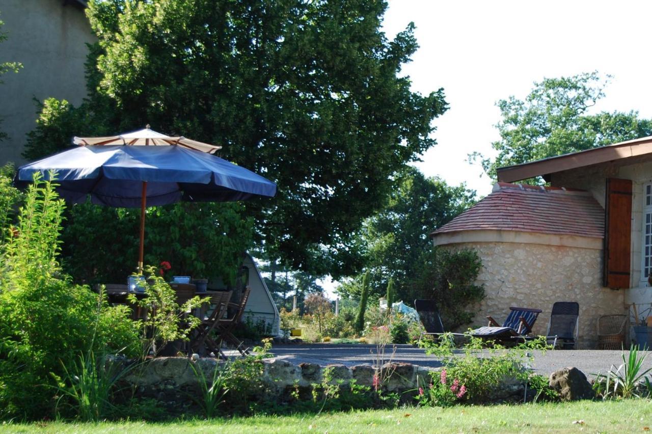 Le Logis Des Quatre Puits Bed & Breakfast *