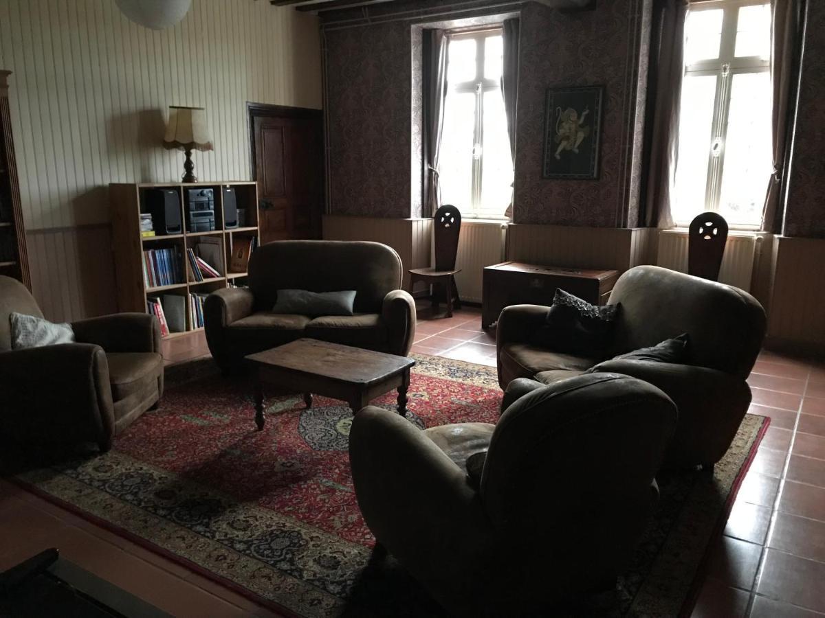 Le Logis Des Quatre Puits Bed & Breakfast